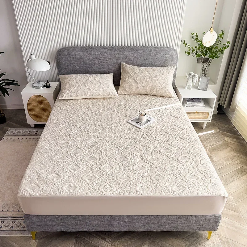 Wodoodporny, gruby ochraniacz  – Waterproof Mattress Protector Breathable recenzja i cena